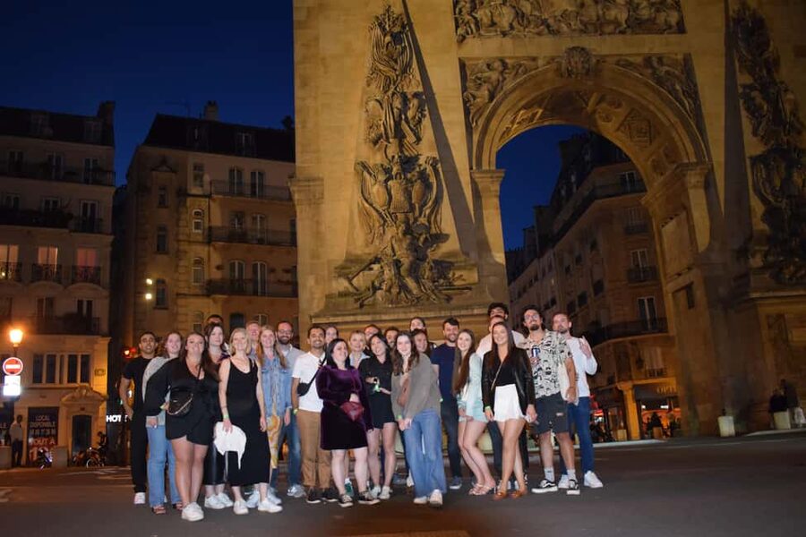 Paris: City Center Guided Pub Crawl with Shots & Club Entry - My verdict: book it if you want company, not quiet