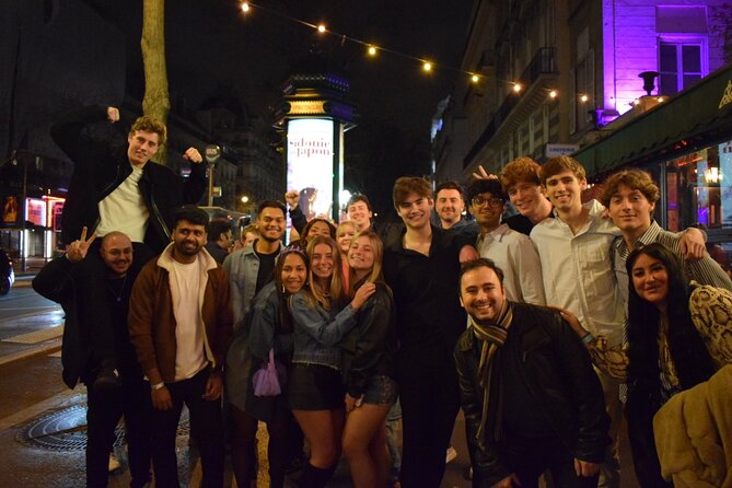 Paris City Center Guided Pub Crawl With Shots & Club Entry - Weeknight plans and weekend plans