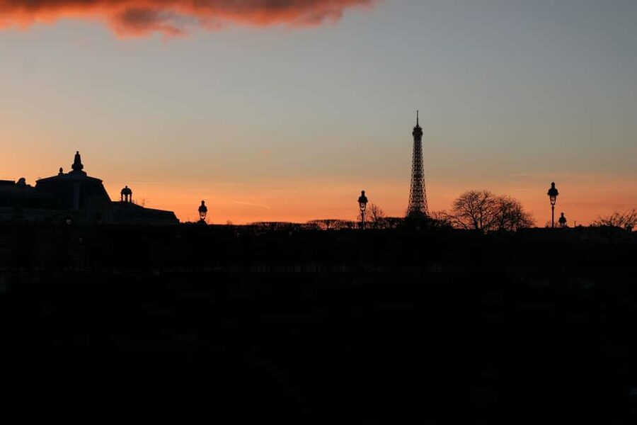 Paris: Darkest Tales,A Night of Secrets & Legendary Bar Tour - Key points to know before booking