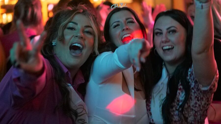 Paris: Latin Quarter Guided Pub Crawl to Bars and Clubs - The guides make or break the evening