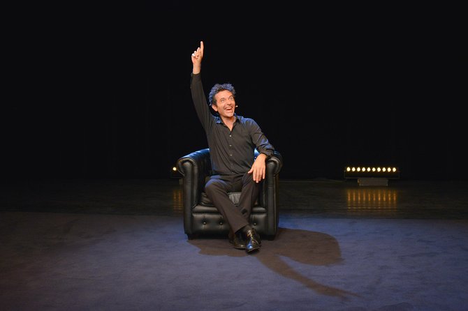 Paris night out : Comedy in English 'How to Become a Parisian ?' - Why the English performance matters
