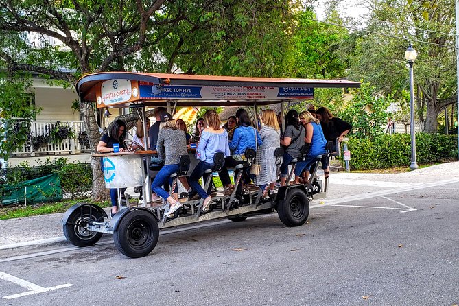 Pedibus Pub Crawl in Fort Lauderdale - The Riverwalk, yachts, and the oldest house