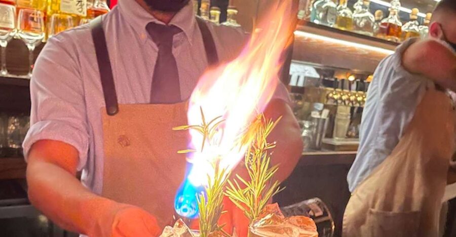 Philadelphia: Secret Bars and Favorite Spots Walking Tour - Practical details that affect your evening