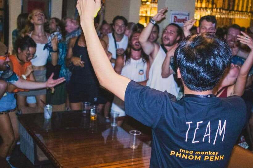 Phnom Penh Pub Crawl with Free Mad Monkey Singlet - The long wait before the first bar