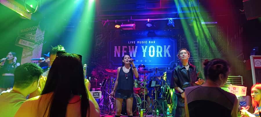 Phuket Nightlife Tour: Patong Bar & VIP Club Crawl Adventure - Why this Patong night works as a full evening