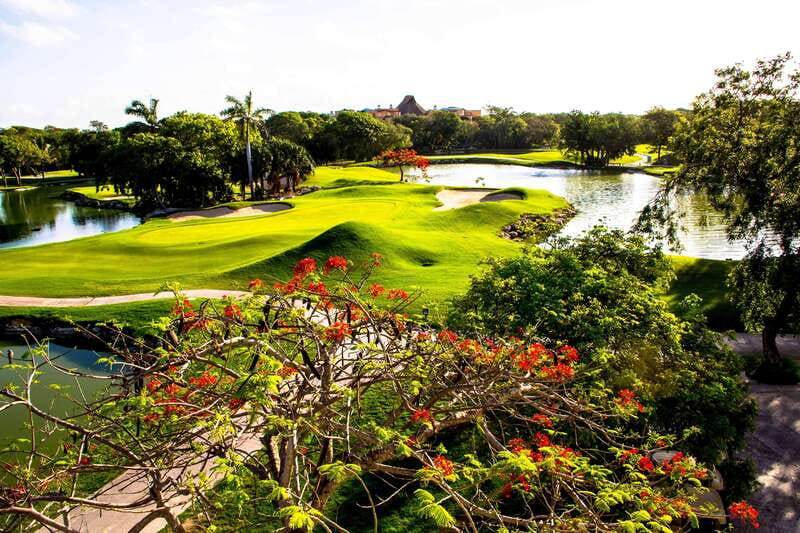 Play Iberostar Cancun Golf Course W/Clubs - Key points to know before you book