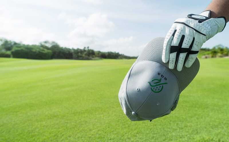 Play Iberostar Cancun Golf Course W/Clubs - Who will enjoy this golf day most?