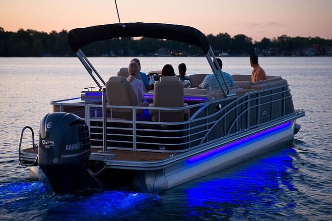 Pontoon Pub Crawl, 5 Lakeside Pubs and Restaurants Visit by Boat - Leaving Tanners Lakeside Restaurant and Bar