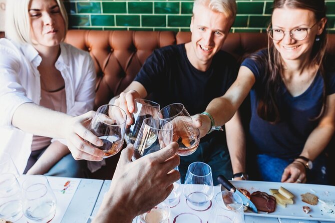Port Wine Tasting Apéritif/Digestif at Portuguese Wine Bar - What happens from the first glass to the last