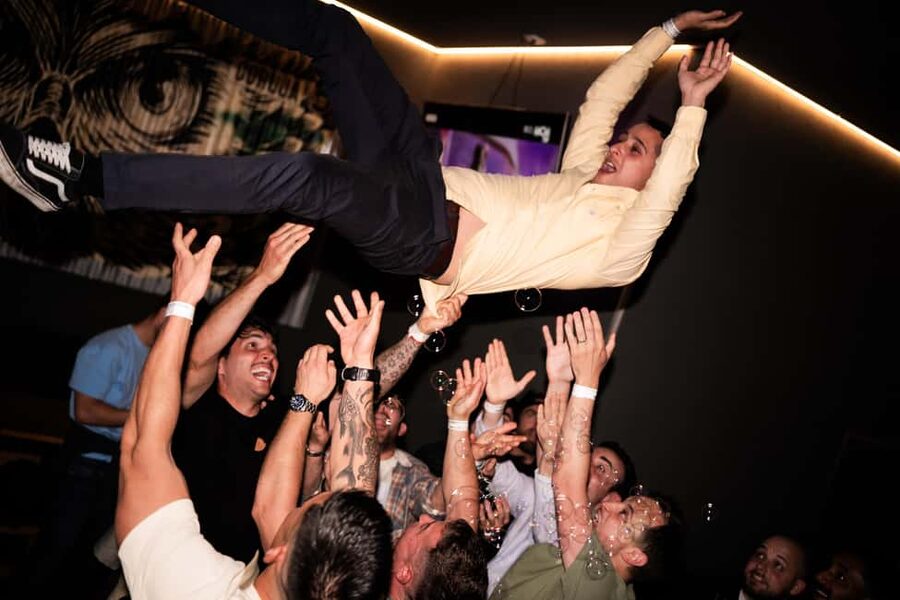 Porto: 4 Bar Pub Crawl, 7 Drinks, & Skip-the-Line Club Entry - Seven included drinks and the real value of $21