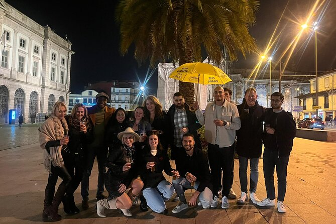 Porto Pubcrawl: 5h,7 Drinks,4 bars &Skip the line Club Entry - Key things to know before booking