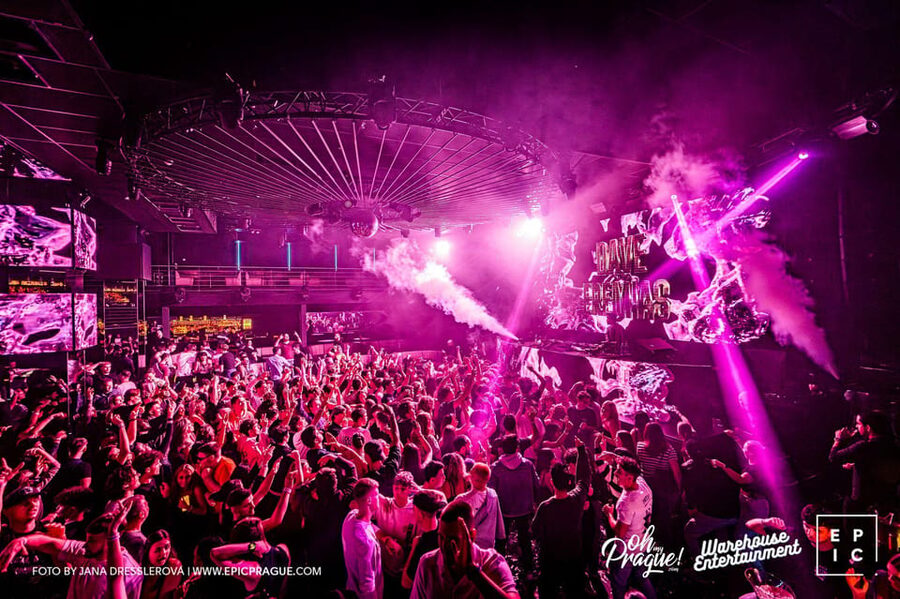 Prague: EPIC Nightclub Entry Ticket - What a night at EPIC actually includes