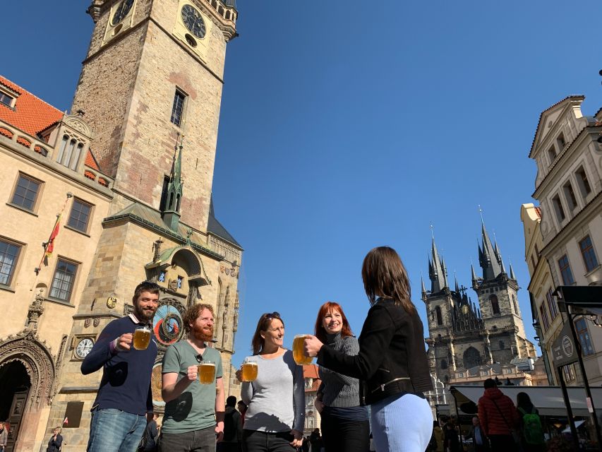 Prague: Historic Pubs Tour with Drinks - Wenceslas Square and New Town between the pub stops