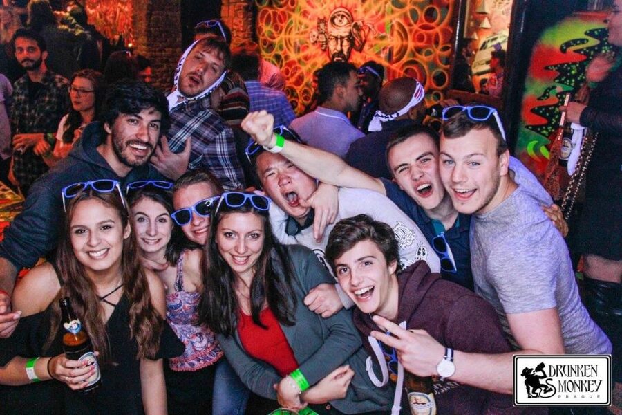 Prague: Pub Crawl with Unlimited Drinks, Bars & Club Entry - Starting at Drunken Monkey in Old Town Prague