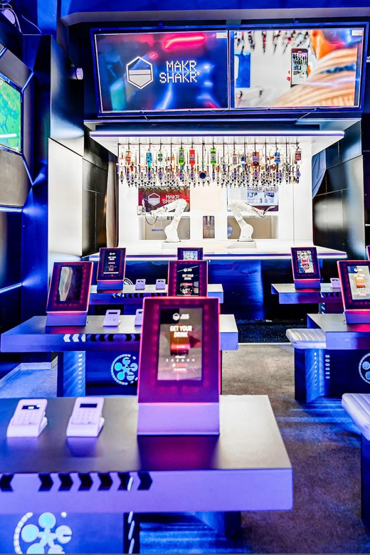 Prague: Robotic Bar Entry with a Drink Included - How the robotic arms make your drink