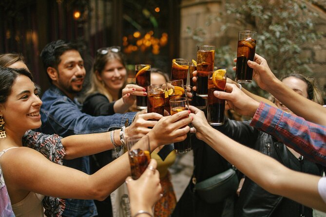 Private Barcelona Nightlife & Hidden History Tour with Drinks - The guides make or break the night