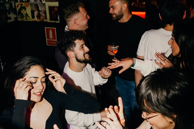 Private Barcelona Nightlife & Hidden History Tour with Drinks - Four drinks give the evening a clear rhythm