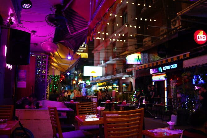 Private Guided Bangkok’s Ultimate Gay Night Out Adventure - What to expect at Tawan Bar