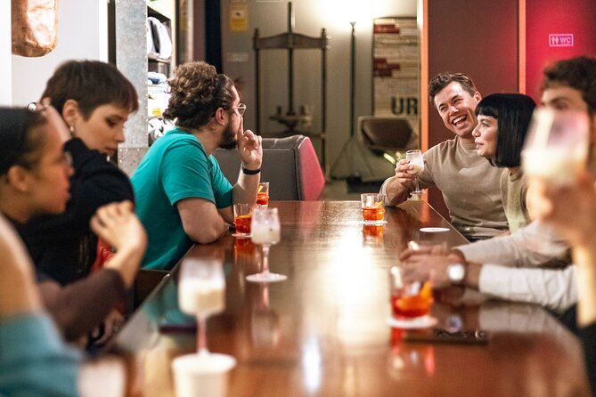 Private Night Bar Crawl in Lisbon with Local Guide and Drinks - Why the guide matters more than the route