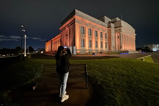 Private Night Tour of Auckland, Sky Tower Bar, Bridge & Museum - Key points to know before booking