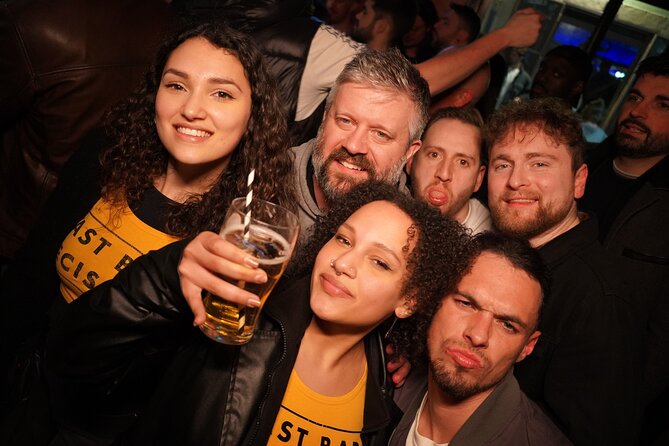 Private Pub Crawl in Lisbon - Starting at Praça Luís de Camões