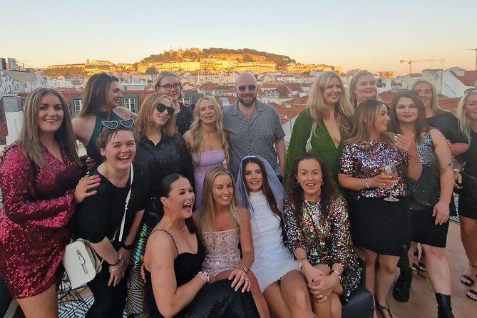 Private Pub Crawl in Lisbon - Who will enjoy this most?