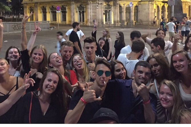Pub Crawl Barcelona: 4 nightclubs + shots + skip-the-line entry - What the $18.06 price includes