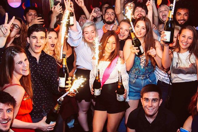 Pub Crawl Barcelona by EVOLVE The BEST night experience - What the guides add to the night