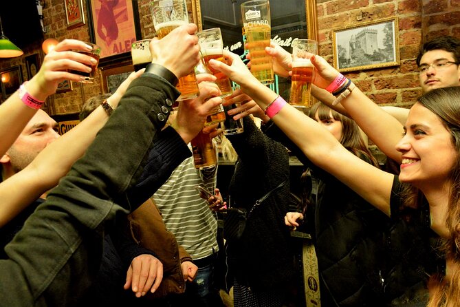 Pub Crawl in Edinburgh - Who should book this Edinburgh night out?