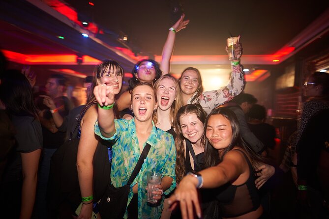 Pub Crawl of Central London - Hosts make or break the evening
