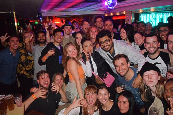 Pub Crawl of Central London - Free shots, photos, and the real pace of the night