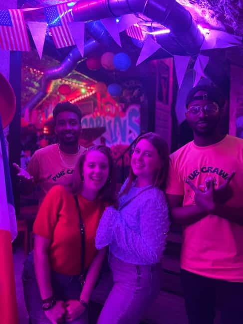 Pub Crawl Paris: Drink, Laugh, Meet the World - Should you book the Paris pub crawl?