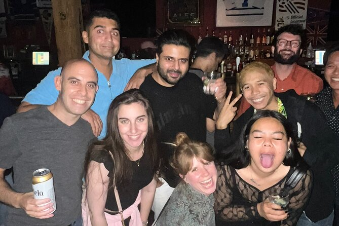 Pub Crawl Toronto - The first bar sets the tone