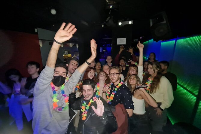 PUBCRAWL Bar and Party Route in Madrid - A low-cost way to start a Madrid night