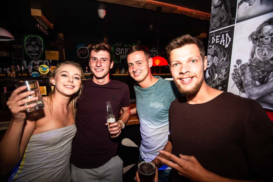 Queenstown: Bar Crawl with 5 Free Shots and Pizza - How the shots, pizza, and discounts work
