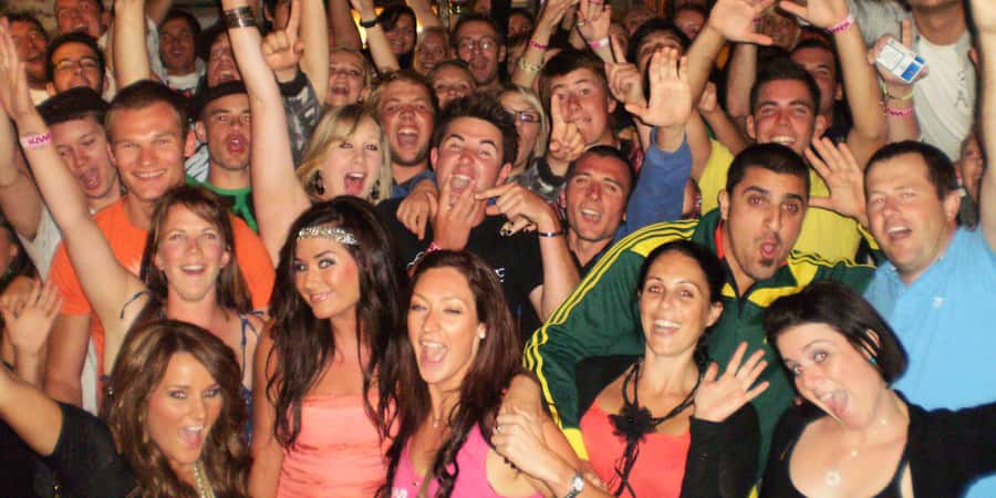 Queenstown: Ice Bar Crawl - Starting at The London Bar at 9 PM