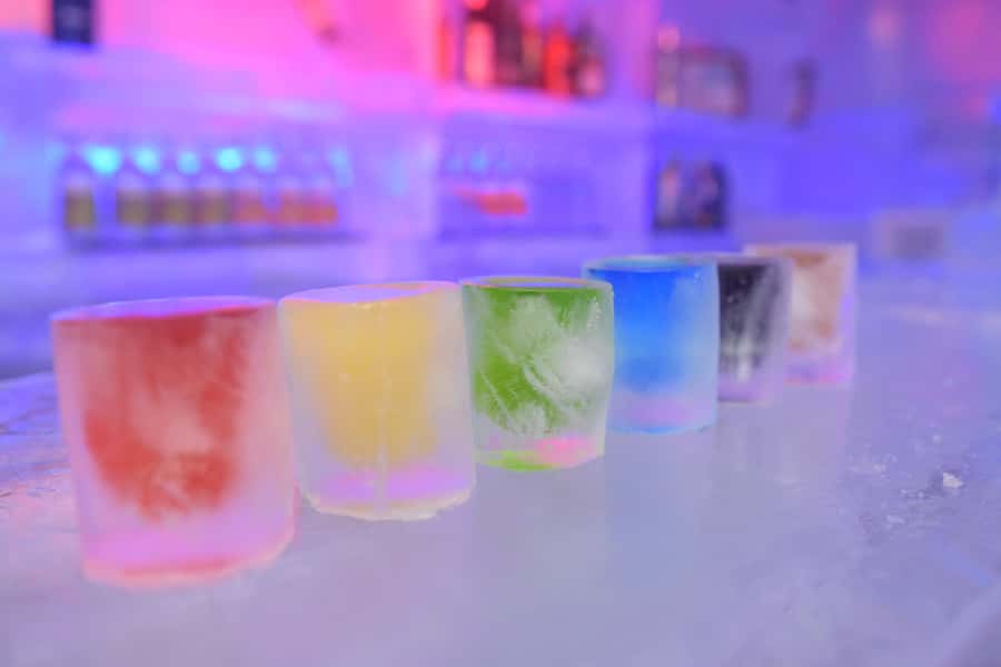 Queenstown: Minus 5 Ice Bar Experience with Drink Options - Should you book the Minus 5 Ice Bar?
