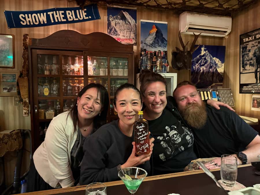 Retro Yokohama Bar Hopping 101 Tour in Noge_3hrs - Meeting Hitomy at Sakuragicho Station