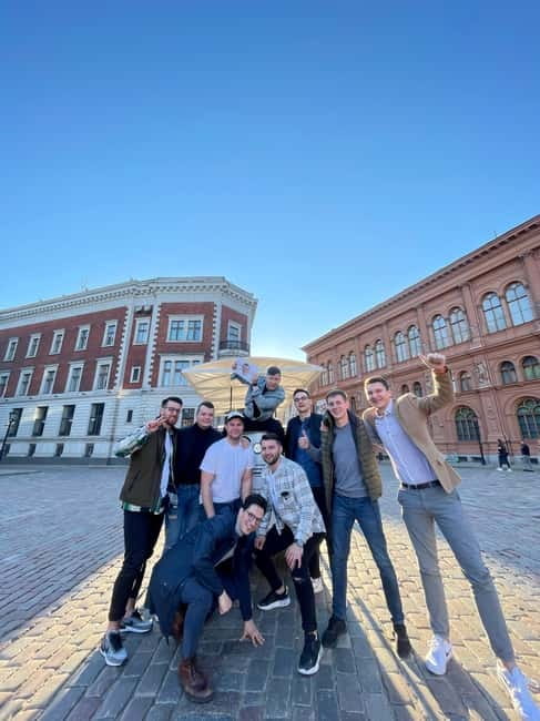 Riga: Old town pub & bar crawl, hidden gems, and local party - The first bars: easy introductions and Latvian atmosphere