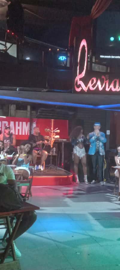 Rio Nightlife for music lovers and party makers: experience! - What the $120 price really covers
