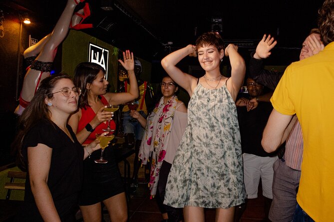 Rome Bar Crawl: Interactive Night Tour with Games and Karaoke - Is the history enough to make this more than a bar crawl?