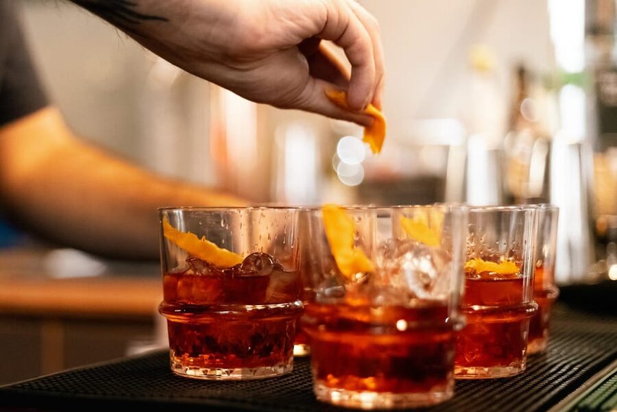 Rome: Forbidden History Walking Tour & Pub Crawl with Drinks - Bars, reserved tables, and the social rhythm