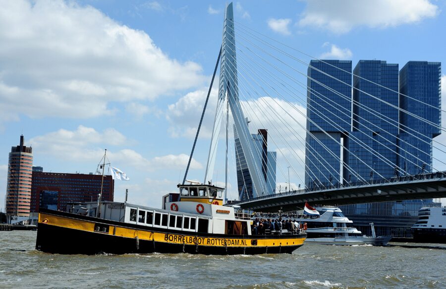Rotterdam: Pub Cruise with Drinks and Bites - Key points to know before you book