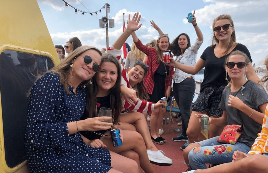 Rotterdam: Pub Cruise with Drinks and Bites - Six drinks, not just a token refreshment