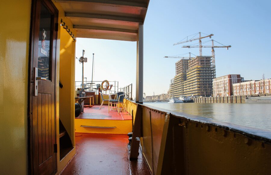 Rotterdam: Pub Cruise with Drinks and Bites - How the price compares with an ordinary evening out