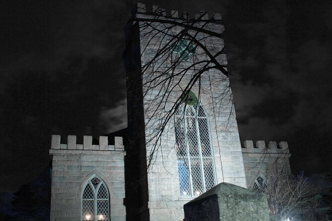 Salem Booze and Brews Haunted Pub Crawl by US Ghost Adventures - The guides can make or break the night