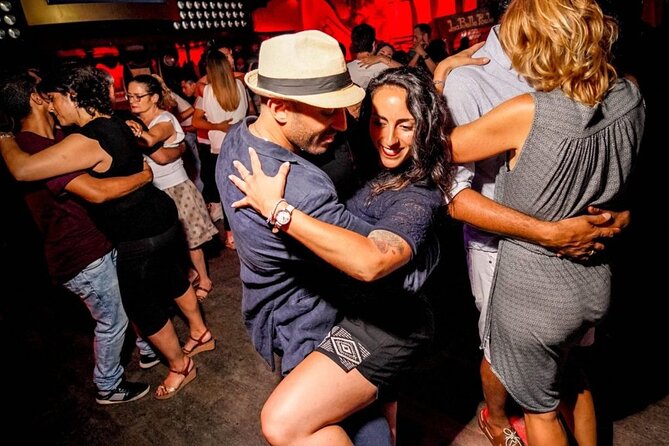 Salsa Dance Class and Nightlife Tour in San Juan - What the 2.5-hour format gives you
