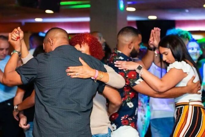 Salsa Dance Class and Nightlife Tour in San Juan - Learning merengue before salsa