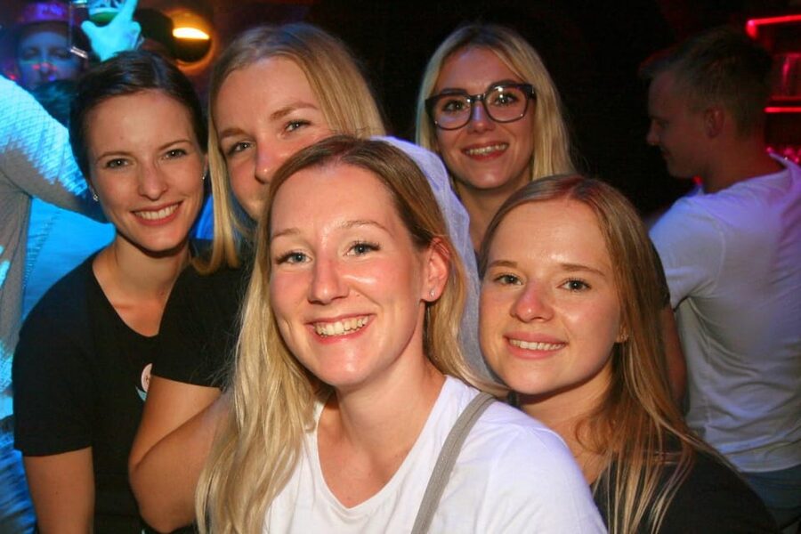Salzburg: Pubcrawl Tour through best Bars and Clubs in Town - City Beats and the value of free entry