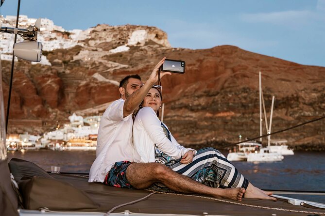 Santorini Catamaran Cruise with Greek Meal, Open-Bar and Sunset - Palea Kameni and the warm volcanic springs